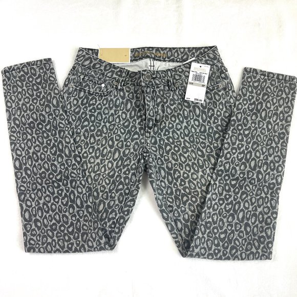 Leopard Print Stretch Denim Izzy Skinny Jeans - Picture 11 of 12